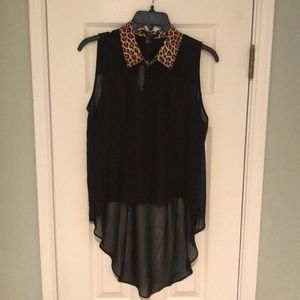 NWT Black sheer hi-lo with a Leopard collar.